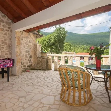Вилла Brkic With Large Private Pool And Playground Brkici