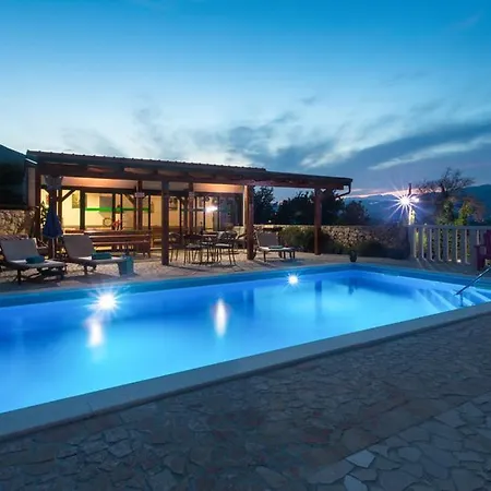 Вилла Brkic With Large Private Pool And Playground Brkici